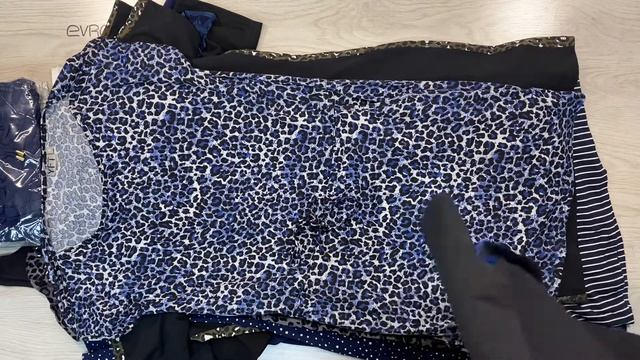 02704 Dress action (Платья весна-лето) 6 пак 7,5 13,80€ смотреть онлайн