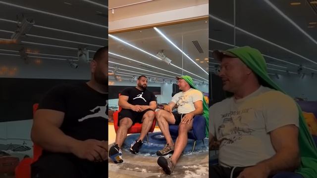 3 Times Devon Larratt Tried To Get A Feel Of Levan Saginashvili's Grip At KOTT 4 Armwrestling