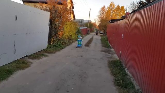 Обновляем ВСЕ ДИВАНЫ в доме / Давать ли СЛАДКОЕ ДЕТЯМ?! смотреть онлайн