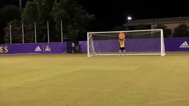 karl goes hole in one mode смотреть онлайн