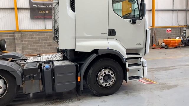 New In Stocklist For Sale: RENAULT PREMIUM PRIVILEGE EURO 5, 6X2 TRACTOR UNIT - 2010 - WX10 LUA смотреть онлайн