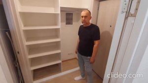 Шкафы-купе на заказ Нижний Новгород. Монтаж шкафа на неровном полу.