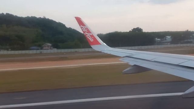 AirAsia Airbus A320-251N takeoff from Phuket International Airport (HKT/VTSP) смотреть онлайн