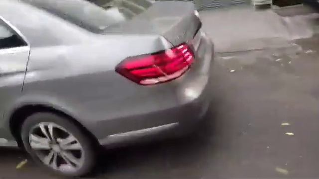 MERCEDES E-350 CHASSIS NUMBER