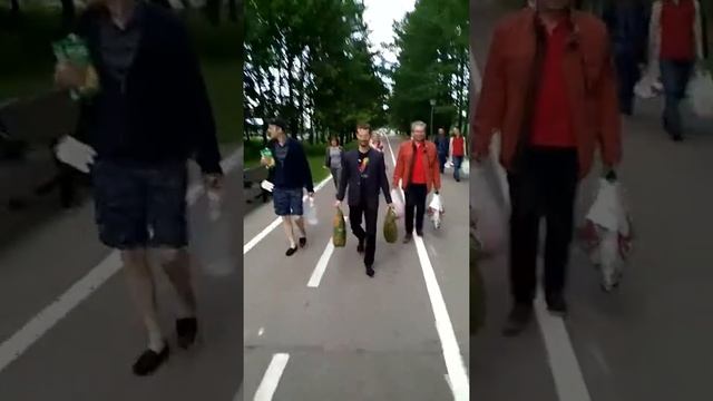 Идём отмечать день рождения компании! смотреть онлайн