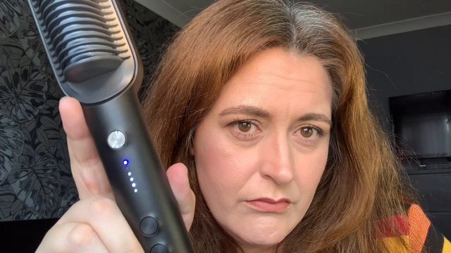 Tymo Ring Hair Straightening Comb Review / Straightening Brush / Straighten Hair Fast /Demo & Revie