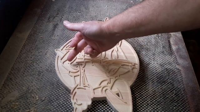 Bugs Bunny routed out on recycled pine and inlayed with resin..router project.. смотреть онлайн