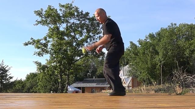 ИЦЮАНЬ - РАБОТА С МЯЧОМ смотреть онлайн