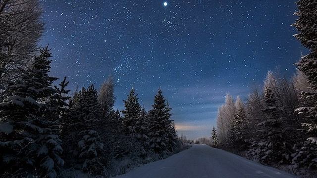 Романс. Автор стихов Виктор Новихин. Музыка и исполнение Николай Саллас смотреть онлайн