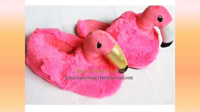Pink Flamingo Slippers смотреть онлайн