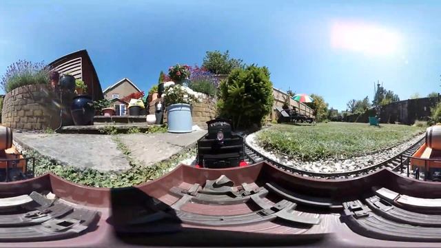 Riding LGB Freight Train | 360 Degree Train Ride смотреть онлайн