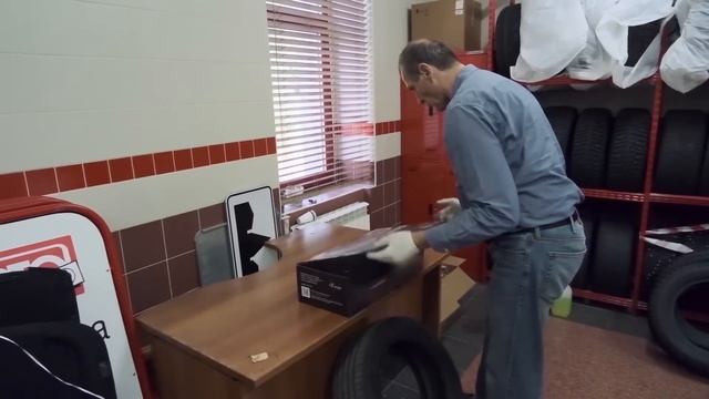 Сколько децибел снимает внутренняя шумоизоляция покрышек? Наш эксперимент с шинами Toyo смотреть онлайн