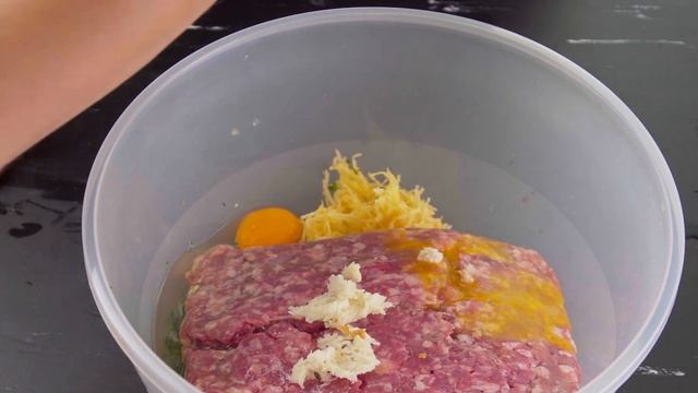 Fried Meatballs with Mushrooms смотреть онлайн