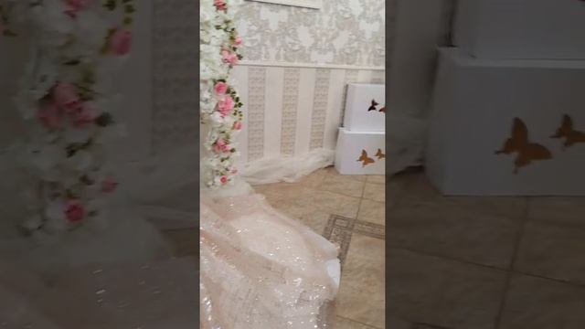 Пение когда собирают невесту. Армянская свадьба. смотреть онлайн