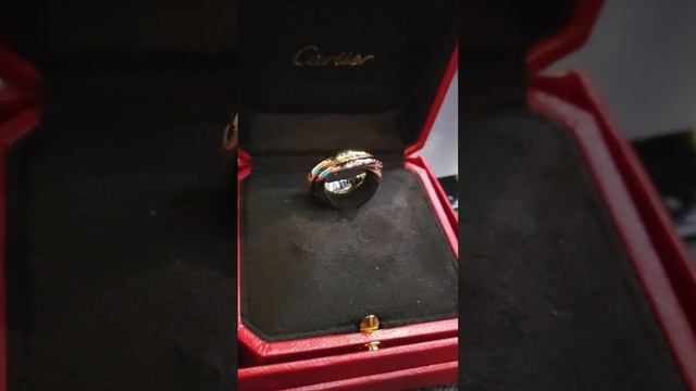 CARTIER TRINITY ОДНО ИЗ САМЫХ ИНТЕРЕСНЫХ КОЛЕЦ В МИРЕ! смотреть онлайн