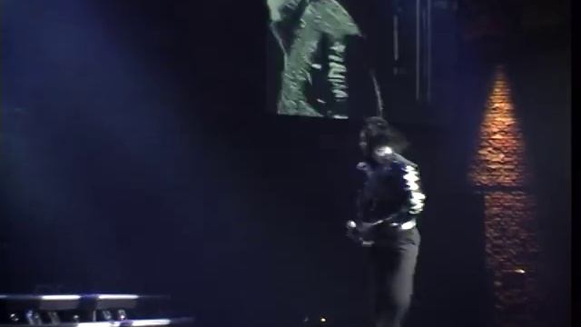 WILLIAM HALL as MICHAEL JACKSON - Scream presented by BUDGET ARTISTS Germany смотреть онлайн
