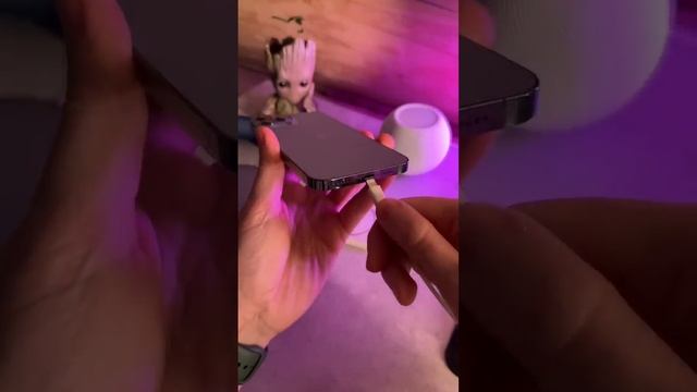 Беспроводная зарядка или кабель для зарядки iPhone?