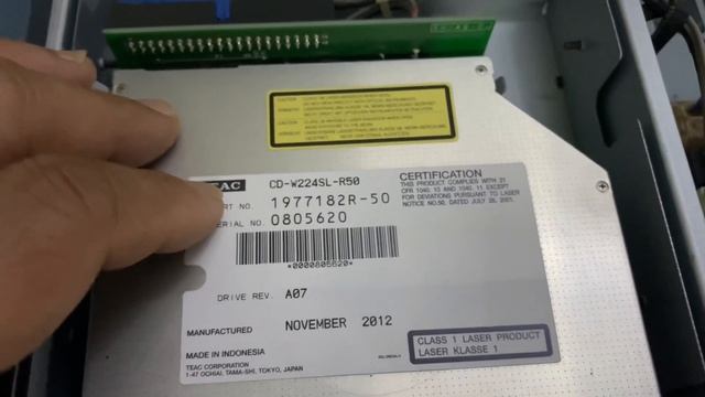 TASCAM CD -RW900SL Professional CD Writer смотреть онлайн