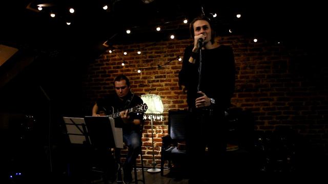 Алекша Нович - грязь дорожная (live с выступления) смотреть онлайн