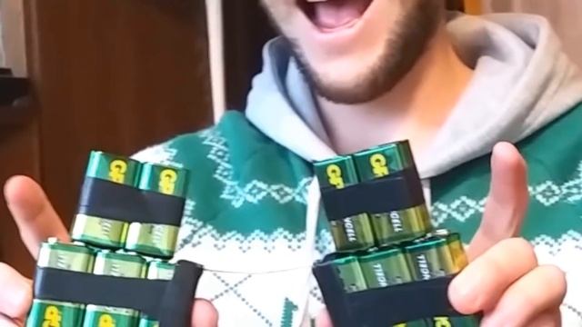 СВЕТЯЩАЯСЯ ОБУВЬ СВОИМИ РУКАМИ! КАК СДЕЛАТЬ ЕЁ!? ЛАЙФХАК И DIY! смотреть онлайн