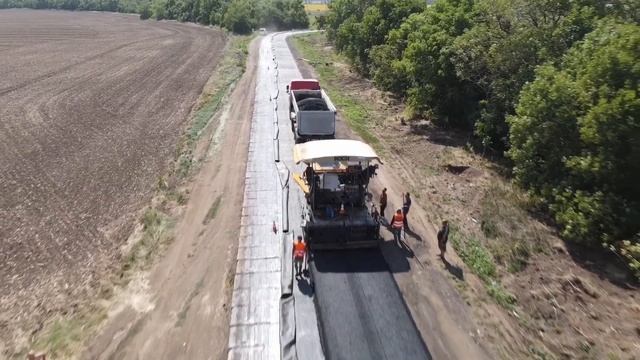 Поточний середній ремонт дороги О081977 Чернігівського району смотреть онлайн
