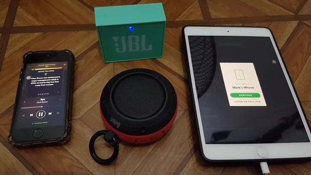 Voombox Travel vs JBL Go sound test смотреть онлайн