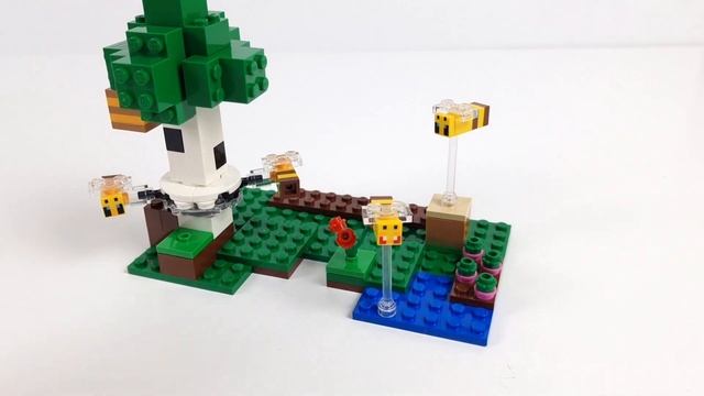 LEGO MINECRAFT 21241 The Bee Cottage - Speed Build смотреть онлайн