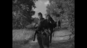 "Максим Перепелица" Л.Быков. Эпизод: "-Там где пехота не пройдет, - и бронепоезд не проедет..."