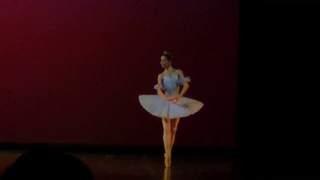 Мария Хорева, Никита Корнеев - фрагмент па де де из балета "Спящая красавица" часть 2 30.11.2020 смотреть онлайн