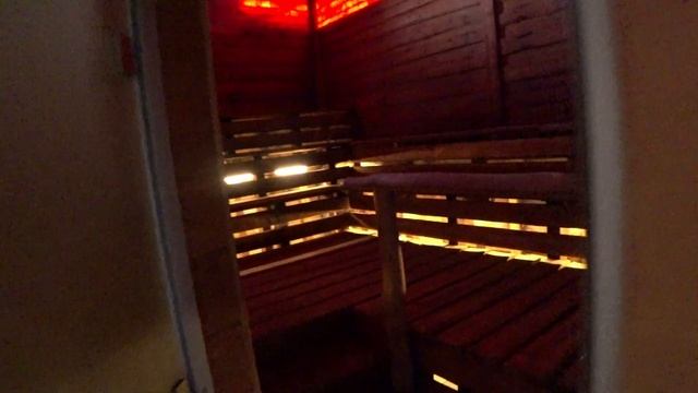 ИРОНИЯ СУДЬБЫ. Или с лёгким паром! Кайфуем с Вовой в современной общественной бане! смотреть онлайн