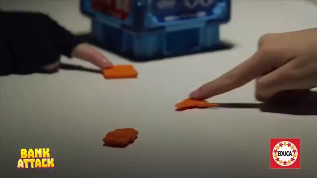 Bank Attack: participa en el robo del siglo смотреть онлайн