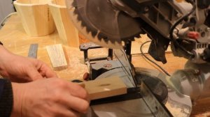 Декоративное ведро из дерева. Своими руками