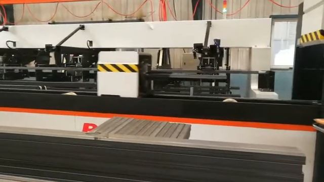 Экономичный труборезный станок в клиентском заводе-Golden Laser смотреть онлайн