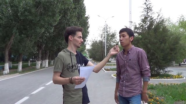 "Поговорим?" 1 выпуск / Жители Кызылорды отвечают на соц.опрос / Денни Резо смотреть онлайн