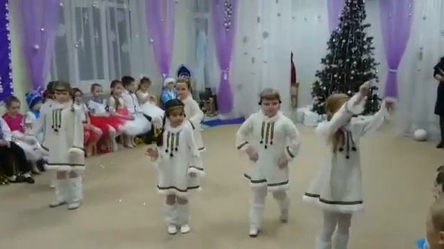 Очень красивый танец !!! Детские утренники . Танцы народов мира для детей . смотреть онлайн