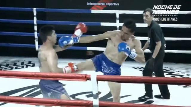 Noche de Titanes Profesional 1 / Cristian Rojas (San Antonio) v/s Camilo Zenteno (Copiapó) смотреть онлайн