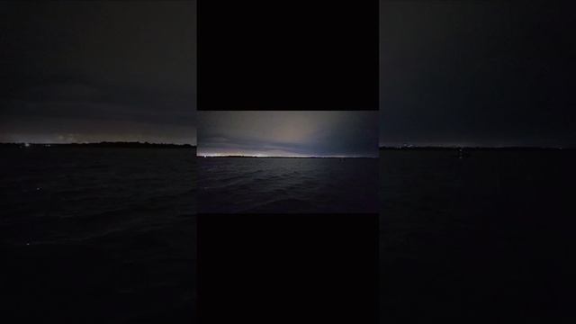 ночная гроза над Липецким морем смотреть онлайн