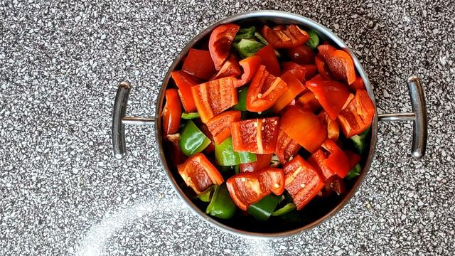 Тот самый лечо. Готовлю вкуснейший лечо по-болгарски на зиму смотреть онлайн