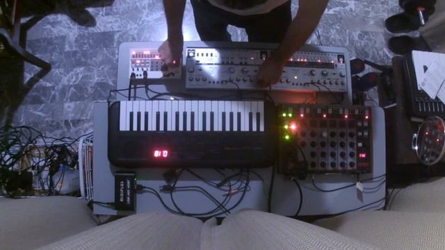 Yamaha A-50 Akai Rhythm Wolf Behringer RD-6 TD-3 Korg Volca Sample # 018 смотреть онлайн