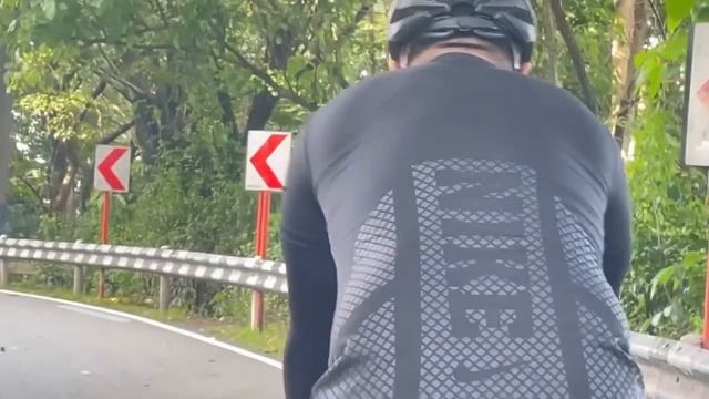 JAVA : budget bike that climbs like the big brands смотреть онлайн