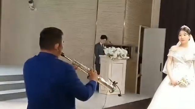 Straight Soprano Saxophone，Silver смотреть онлайн