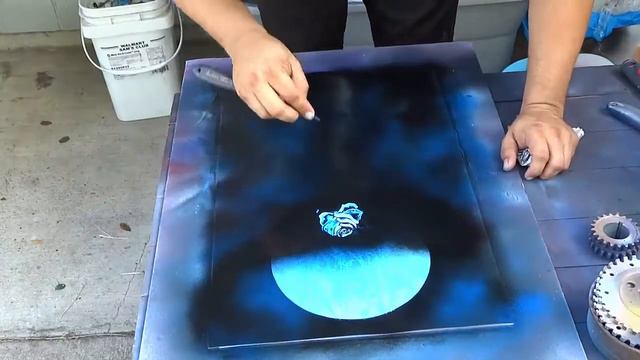 Spray paint art of a Blue Rose смотреть онлайн