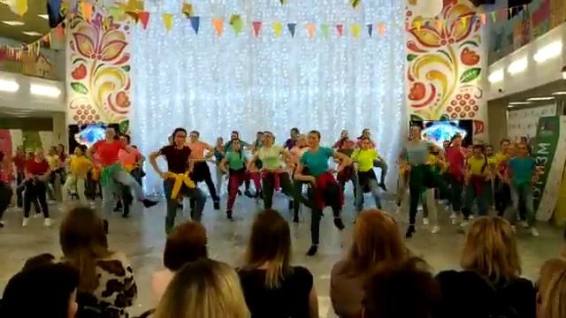 Танец фаербол смотреть онлайн