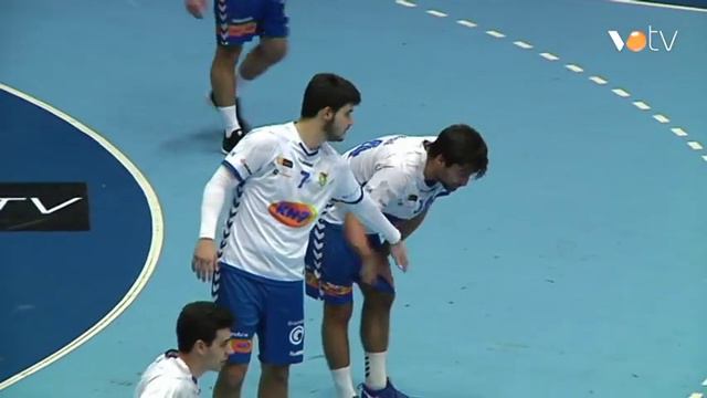 VOTV - El KH7 BM Granollers B s'emporta un partit molt disputat amb el Sant Quirze смотреть онлайн