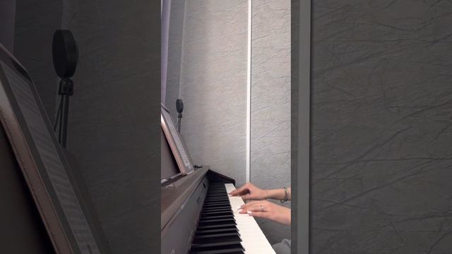 Шура Кузнецова «Молчи и обнимай меня крепче» смотреть онлайн