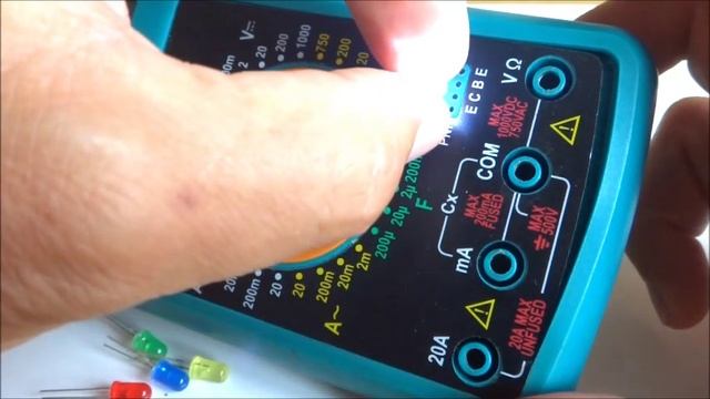 Урок 17 Секреты и Тайны цифрового Мультиметра выдал старый ЭЛЕКТРИК от БОГА Электрический Ликбез смотреть онлайн