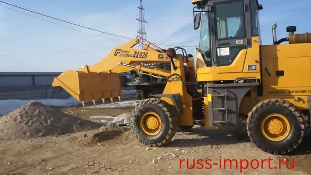 Фронтальный погрузчик First Loader ZL926. Маленький помощник больших задач. смотреть онлайн