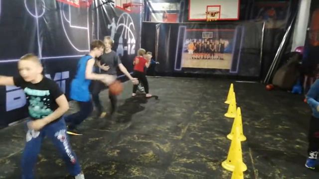 Помарки есть, но мы начинаем эти свои ошибки видеть! смотреть онлайн