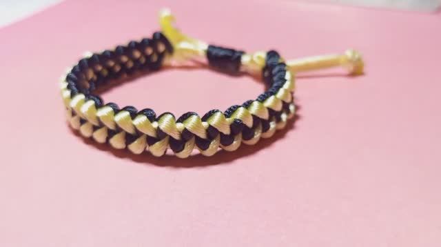 Как сделать браслет с узлом в виде когтя.