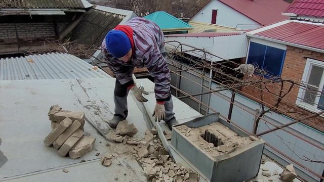 14 Купили дом на юге буду менять крышу заказал метериал жена меня спасла смотреть онлайн